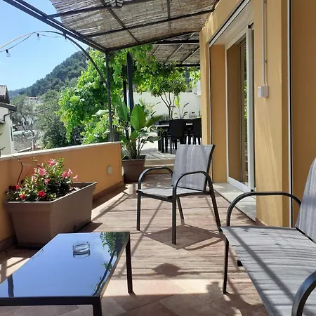 Chic Coastal Hill Escape * Ventimiglia