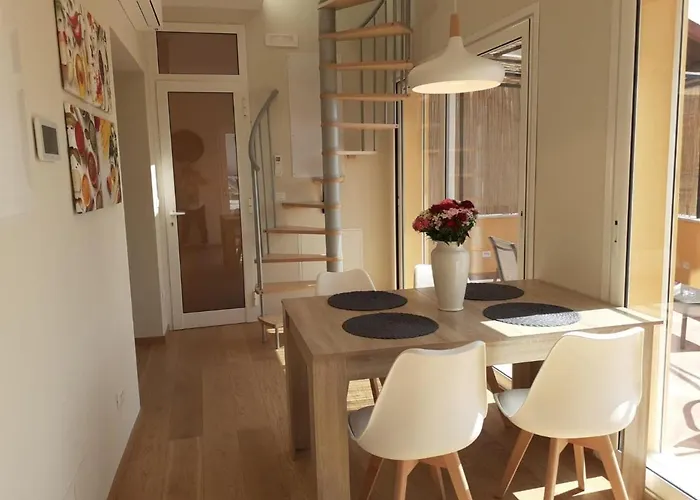 Chic Coastal Hill Escape Ventimiglia
