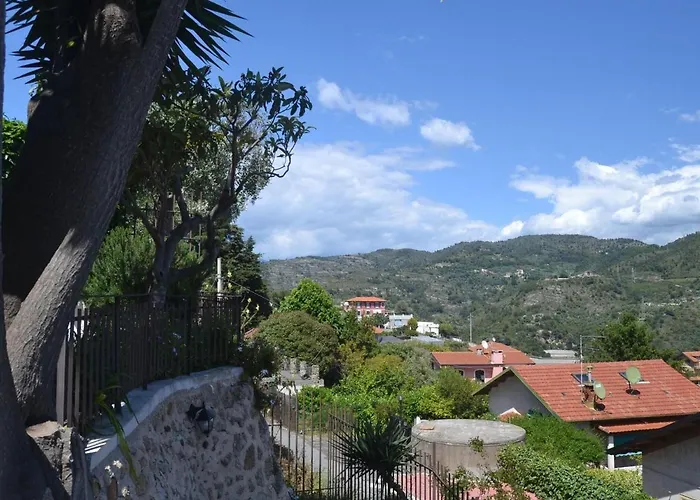 Semesterbostad Chic Coastal Hill Escape *